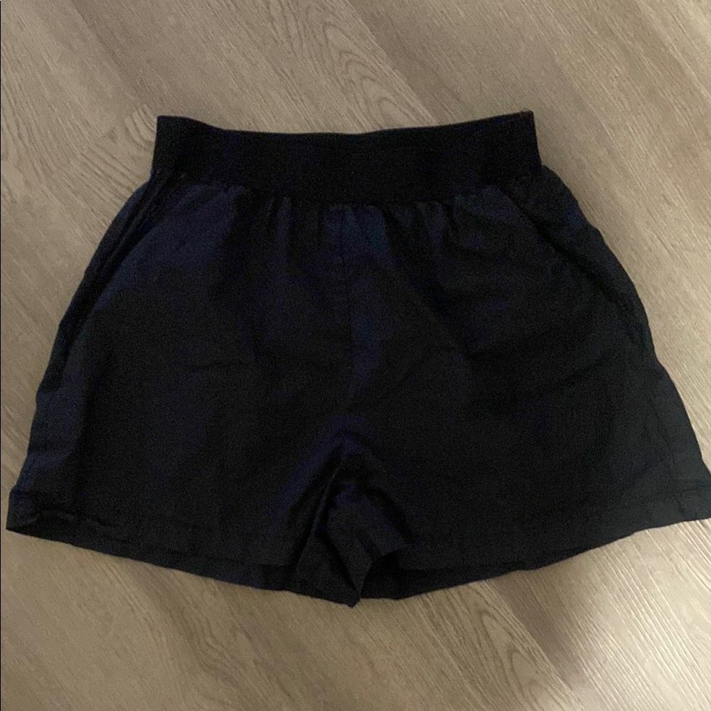 Good American Women's Dress Shorts